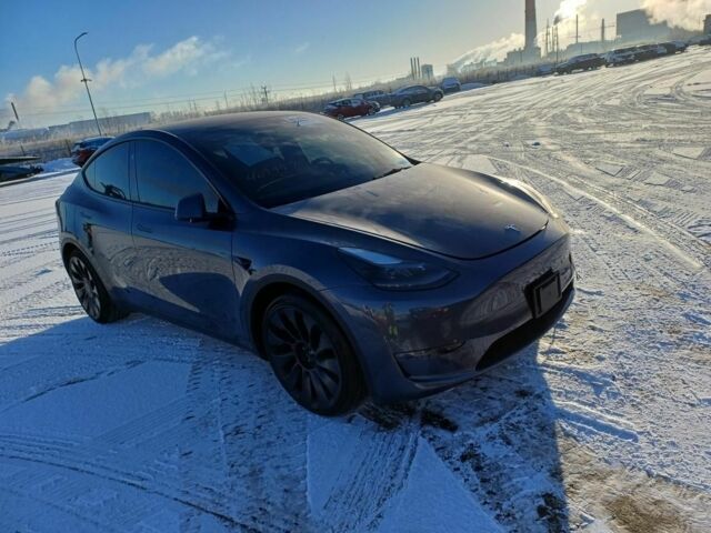 Серый Тесла Другая, объемом двигателя 0 л и пробегом 40 тыс. км за 34700 $, фото 9 на Automoto.ua