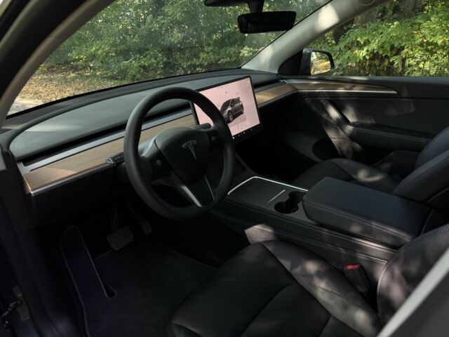 Серый Тесла Другая, объемом двигателя 0 л и пробегом 32 тыс. км за 26500 $, фото 12 на Automoto.ua