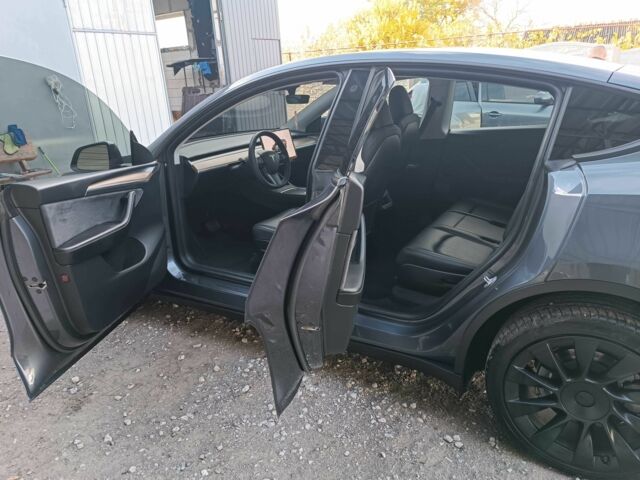 Серый Тесла Другая, объемом двигателя 0 л и пробегом 43 тыс. км за 33333 $, фото 16 на Automoto.ua