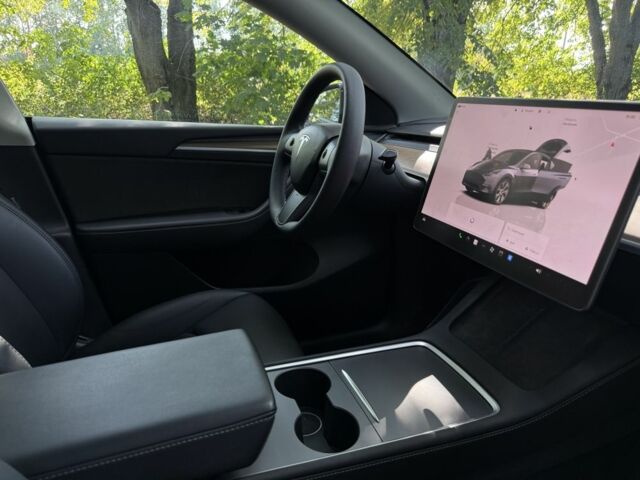 Серый Тесла Другая, объемом двигателя 0 л и пробегом 32 тыс. км за 26500 $, фото 14 на Automoto.ua