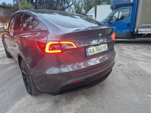 Серый Тесла Другая, объемом двигателя 0 л и пробегом 45 тыс. км за 31300 $, фото 6 на Automoto.ua