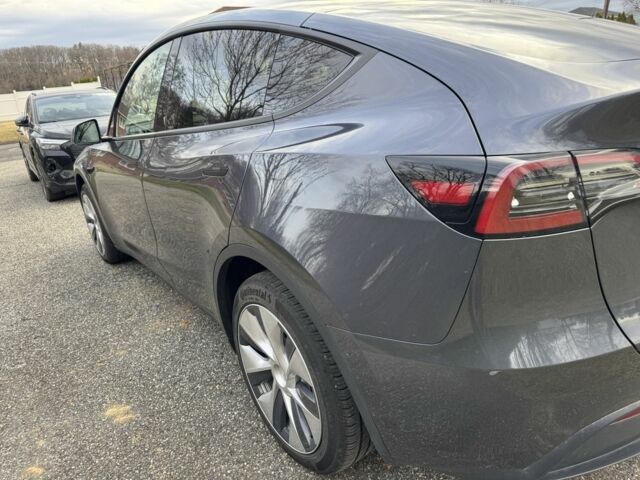 Серый Тесла Другая, объемом двигателя 0 л и пробегом 40 тыс. км за 26853 $, фото 2 на Automoto.ua