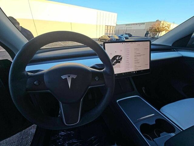 Серый Тесла Другая, объемом двигателя 0 л и пробегом 50 тыс. км за 28000 $, фото 8 на Automoto.ua