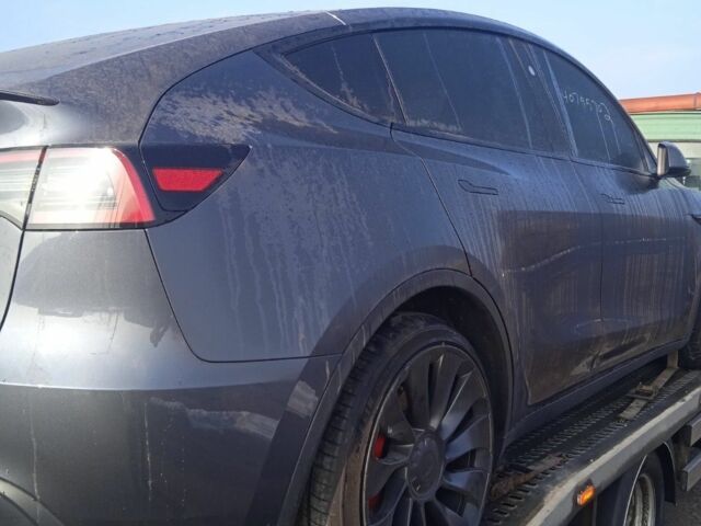 Серый Тесла Другая, объемом двигателя 0 л и пробегом 40 тыс. км за 34700 $, фото 15 на Automoto.ua