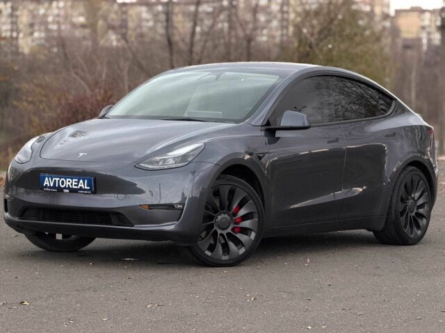 Серый Тесла Другая, объемом двигателя 5 л и пробегом 70 тыс. км за 31000 $, фото 1 на Automoto.ua