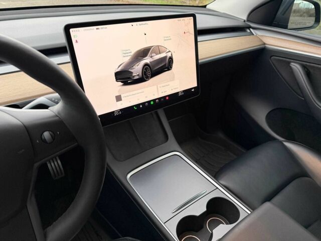 Серый Тесла Другая, объемом двигателя 5 л и пробегом 70 тыс. км за 31000 $, фото 18 на Automoto.ua