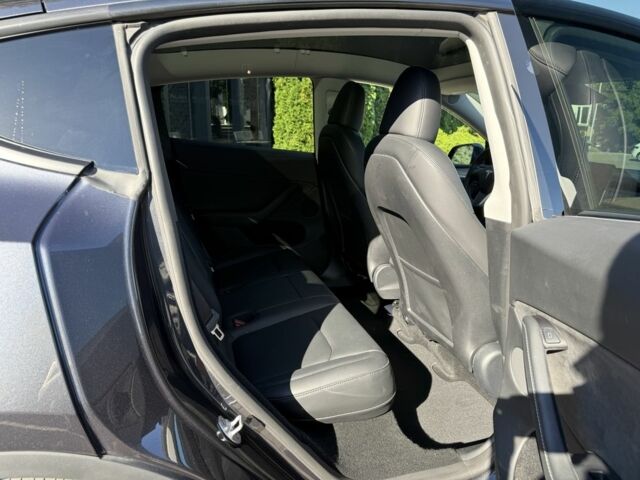 Серый Тесла Другая, объемом двигателя 0 л и пробегом 46 тыс. км за 27200 $, фото 6 на Automoto.ua