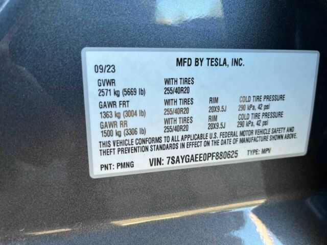 Тесла Другая 2023 в Луцке на Automoto.ua Серый Тесла Другая, объемом двигателя 0 л и пробегом 40 тыс. км за 28900 $, фото 15 на Automoto.ua