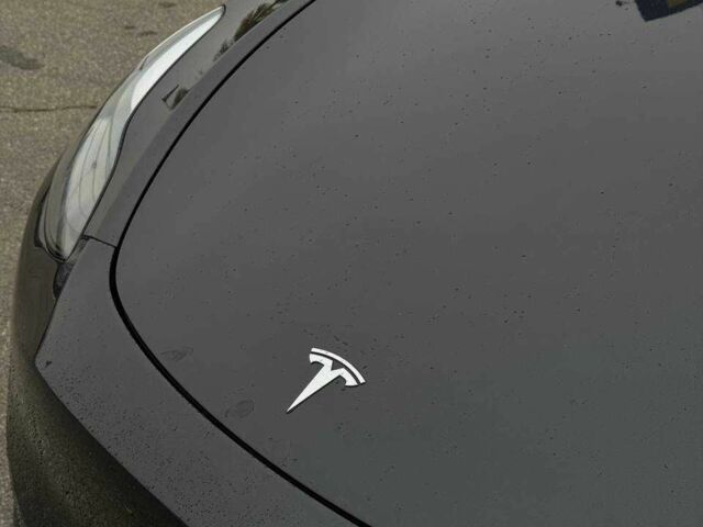 Серый Тесла Другая, объемом двигателя 0 л и пробегом 38 тыс. км за 33500 $, фото 15 на Automoto.ua