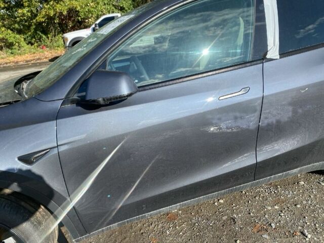 Серый Тесла Другая, объемом двигателя 0 л и пробегом 8 тыс. км за 25000 $, фото 2 на Automoto.ua