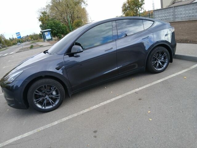 Тесла Другая 2024 в Никополе на Automoto.ua Серый Тесла Другая, объемом двигателя 0 л и пробегом 5 тыс. км за 27200 $, фото 1 на Automoto.ua