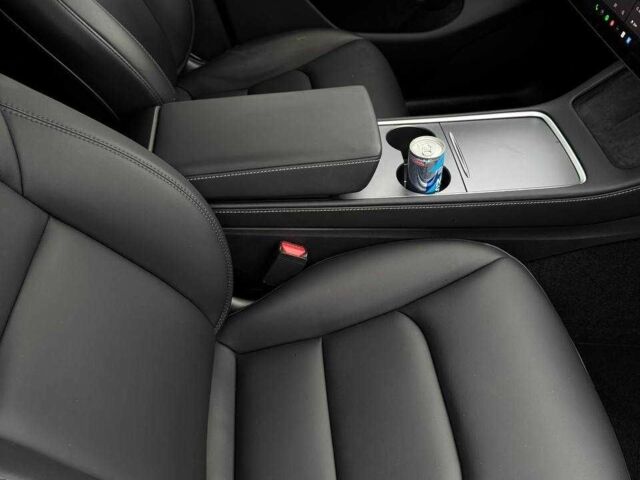 Серый Тесла Другая, объемом двигателя 0 л и пробегом 38 тыс. км за 33500 $, фото 6 на Automoto.ua