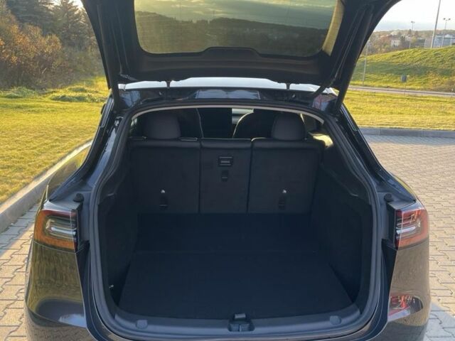 Тесла Другая 2024 в Тернополе на Automoto.ua Серый Тесла Другая, объемом двигателя 0 л и пробегом 3 тыс. км за 28000 $, фото 12 на Automoto.ua