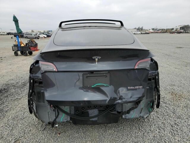 Серый Тесла Другая, объемом двигателя 0 л и пробегом 25 тыс. км за 28000 $, фото 3 на Automoto.ua