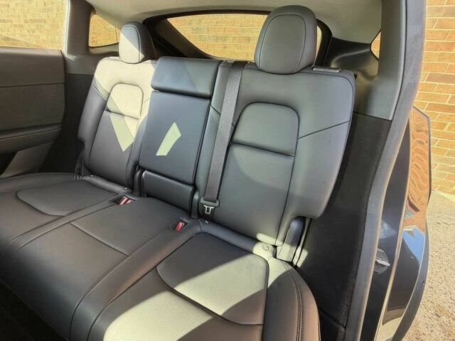 Серый Тесла Другая, объемом двигателя 0 л и пробегом 16 тыс. км за 12300 $, фото 9 на Automoto.ua