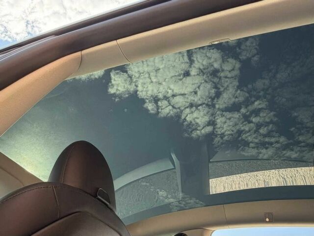 Серый Тесла Другая, объемом двигателя 0 л и пробегом 16 тыс. км за 12300 $, фото 8 на Automoto.ua