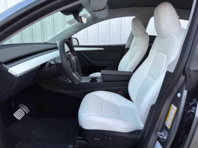 Серый Тесла Другая, объемом двигателя 0 л и пробегом 16 тыс. км за 21000 $, фото 9 на Automoto.ua