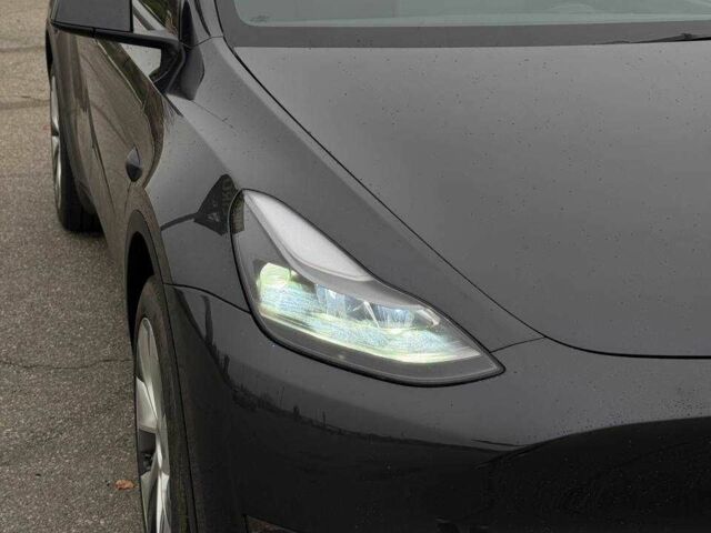 Серый Тесла Другая, объемом двигателя 0 л и пробегом 38 тыс. км за 33500 $, фото 19 на Automoto.ua