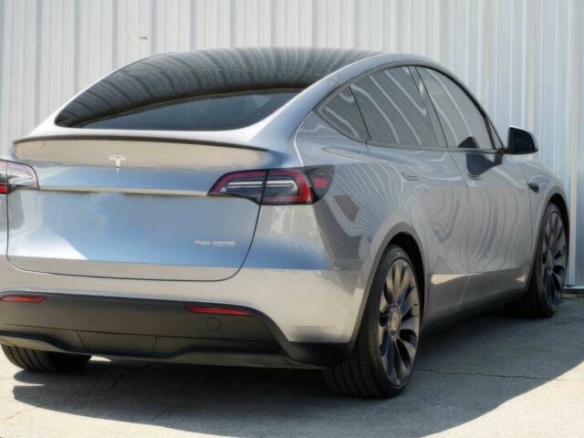 Серый Тесла Другая, объемом двигателя 0 л и пробегом 16 тыс. км за 21000 $, фото 7 на Automoto.ua