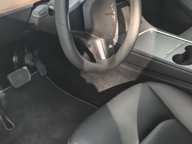 Серый Тесла Другая, объемом двигателя 0 л и пробегом 7 тыс. км за 27000 $, фото 3 на Automoto.ua