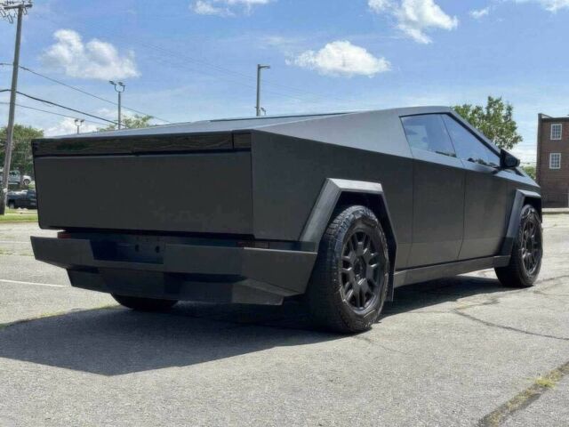 Серый Тесла Другая, объемом двигателя 0 л и пробегом 10 тыс. км за 45000 $, фото 4 на Automoto.ua