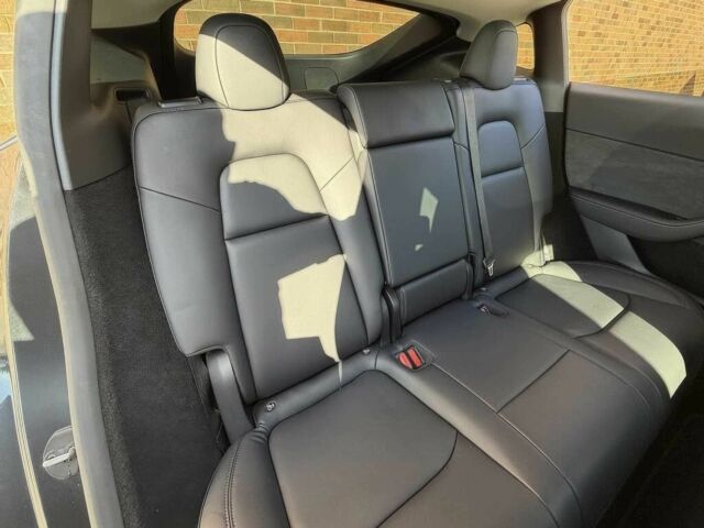 Серый Тесла Другая, объемом двигателя 0 л и пробегом 16 тыс. км за 12300 $, фото 10 на Automoto.ua