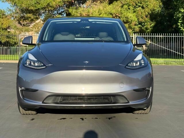 Серый Тесла Другая, объемом двигателя 0 л и пробегом 5 тыс. км за 21000 $, фото 1 на Automoto.ua