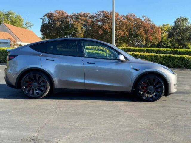 Серый Тесла Другая, объемом двигателя 0 л и пробегом 2 тыс. км за 19000 $, фото 3 на Automoto.ua