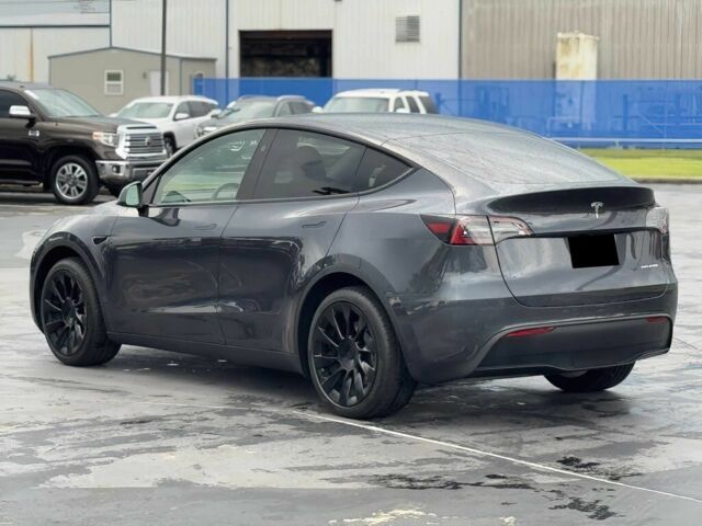 Серый Тесла Другая, объемом двигателя 0 л и пробегом 4 тыс. км за 28000 $, фото 3 на Automoto.ua