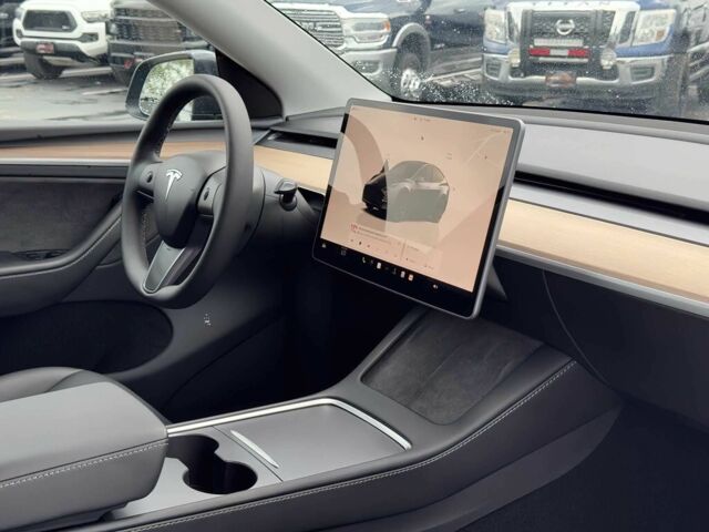 Серый Тесла Другая, объемом двигателя 0 л и пробегом 4 тыс. км за 28000 $, фото 8 на Automoto.ua