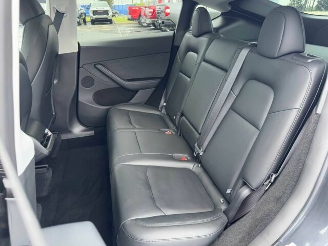 Серый Тесла Другая, объемом двигателя 0 л и пробегом 4 тыс. км за 28000 $, фото 10 на Automoto.ua