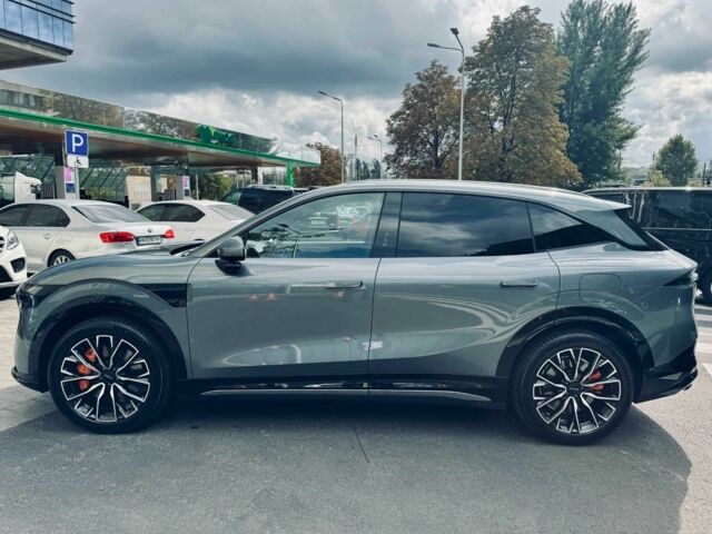 Серый Тесла Другая, объемом двигателя 0 л и пробегом 2 тыс. км за 45000 $, фото 3 на Automoto.ua