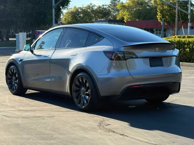 Серый Тесла Другая, объемом двигателя 0 л и пробегом 5 тыс. км за 21000 $, фото 4 на Automoto.ua