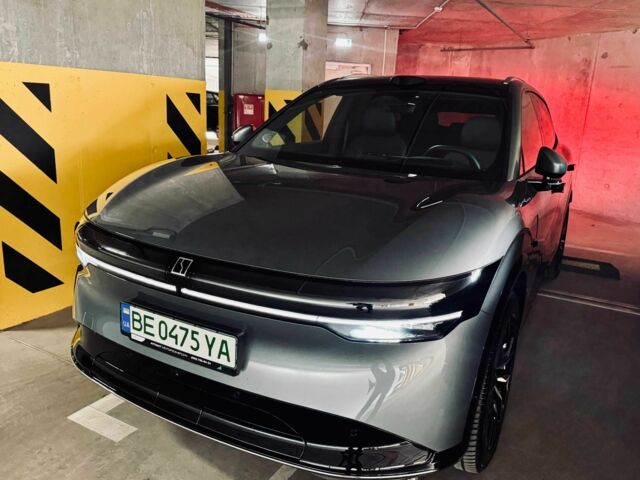 Серый Тесла Другая, объемом двигателя 0 л и пробегом 2 тыс. км за 45000 $, фото 9 на Automoto.ua