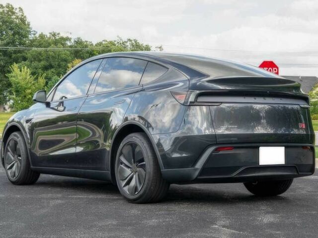 Серый Тесла Другая, объемом двигателя 0 л и пробегом 2 тыс. км за 28000 $, фото 5 на Automoto.ua