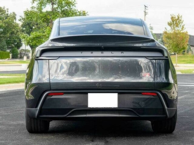 Серый Тесла Другая, объемом двигателя 0 л и пробегом 2 тыс. км за 28000 $, фото 6 на Automoto.ua