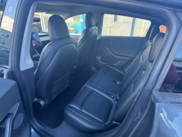 Серый Тесла Другая, объемом двигателя 0 л и пробегом 21 тыс. км за 19000 $, фото 9 на Automoto.ua