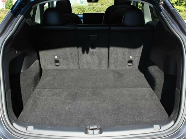 Тесла Другая 2022 в Днепре (Днепропетровске) на Automoto.ua Серый Тесла Другая, объемом двигателя 0 л и пробегом 14 тыс. км за 18000 $, фото 12 на Automoto.ua