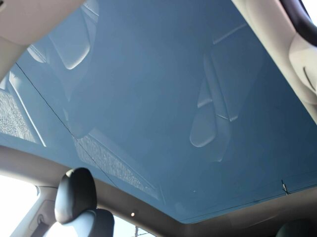 Тесла Другая 2022 в Днепре (Днепропетровске) на Automoto.ua Серый Тесла Другая, объемом двигателя 0 л и пробегом 14 тыс. км за 18000 $, фото 9 на Automoto.ua