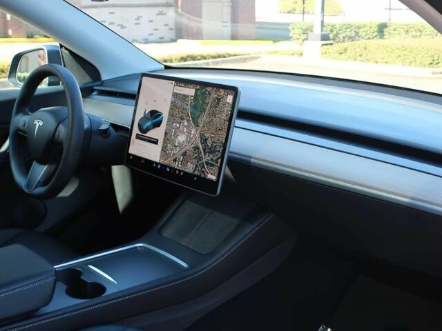 Тесла Другая 2022 в Днепре (Днепропетровске) на Automoto.ua Серый Тесла Другая, объемом двигателя 0 л и пробегом 14 тыс. км за 18000 $, фото 7 на Automoto.ua