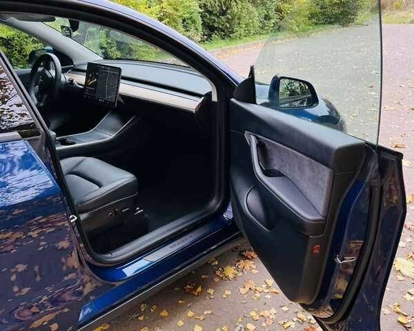 Тесла Другая 2021 в Киеве на Automoto.ua Синий Тесла Другая, объемом двигателя 0 л и пробегом 61 тыс. км за 20500 $, фото 11 на Automoto.ua