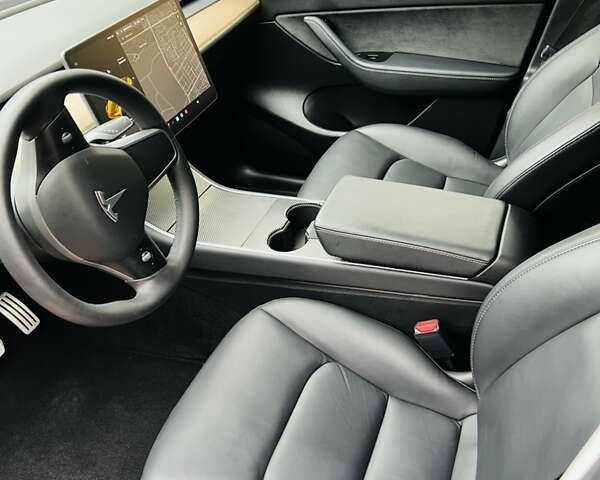 Тесла Другая 2021 в Киеве на Automoto.ua Синий Тесла Другая, объемом двигателя 0 л и пробегом 61 тыс. км за 20500 $, фото 13 на Automoto.ua