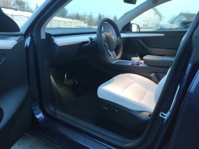 Синий Тесла Другая, объемом двигателя 0 л и пробегом 15 тыс. км за 33000 $, фото 7 на Automoto.ua