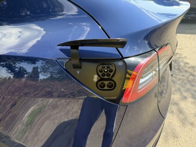 Синий Тесла Другая, объемом двигателя 0 л и пробегом 30 тыс. км за 29500 $, фото 7 на Automoto.ua