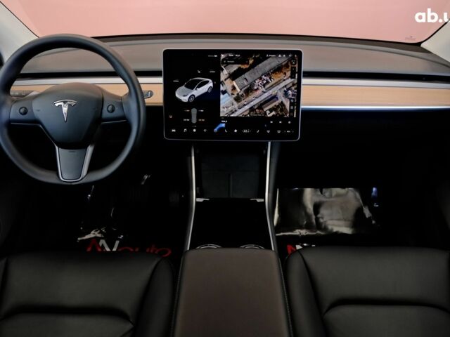 Белый Тесла Model Y, объемом двигателя 4.25 л и пробегом 19 тыс. км за 32900 $, фото 4 на Automoto.ua