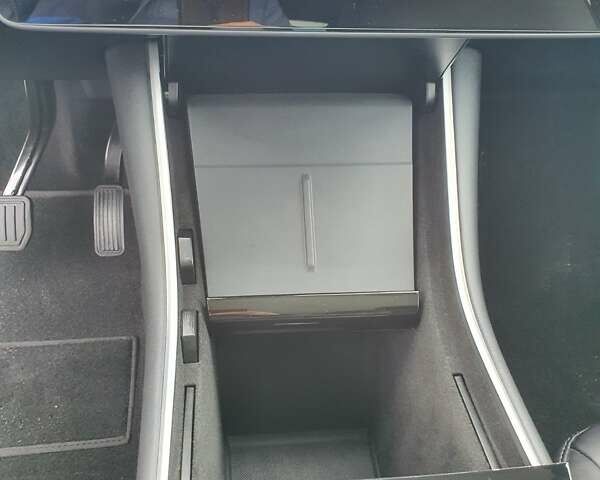 Білий Тесла Model Y, об'ємом двигуна 0 л та пробігом 80 тис. км за 40000 $, фото 10 на Automoto.ua