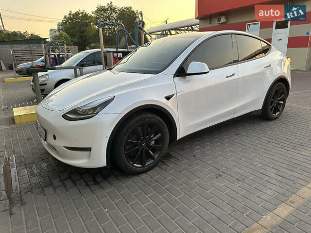 Білий Тесла Model Y, об'ємом двигуна 0 л та пробігом 63 тис. км за 34999 $, фото 5 на Automoto.ua