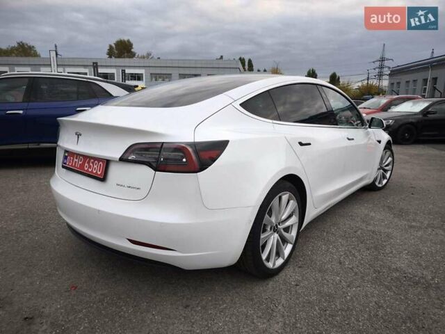 Белый Тесла Model Y, объемом двигателя 0 л и пробегом 126 тыс. км за 19999 $, фото 21 на Automoto.ua