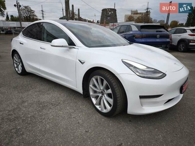 Белый Тесла Model Y, объемом двигателя 0 л и пробегом 126 тыс. км за 19999 $, фото 27 на Automoto.ua