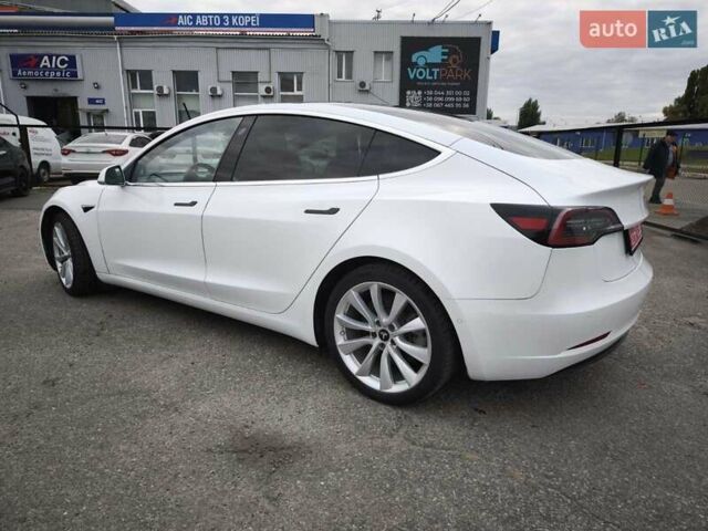 Белый Тесла Model Y, объемом двигателя 0 л и пробегом 126 тыс. км за 19999 $, фото 14 на Automoto.ua